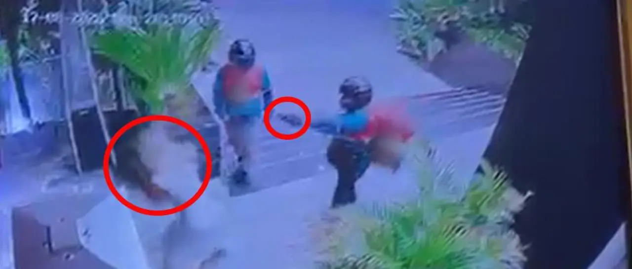 Asi fue el momento en que pistoleros disparan contra la activista Nadia Beller